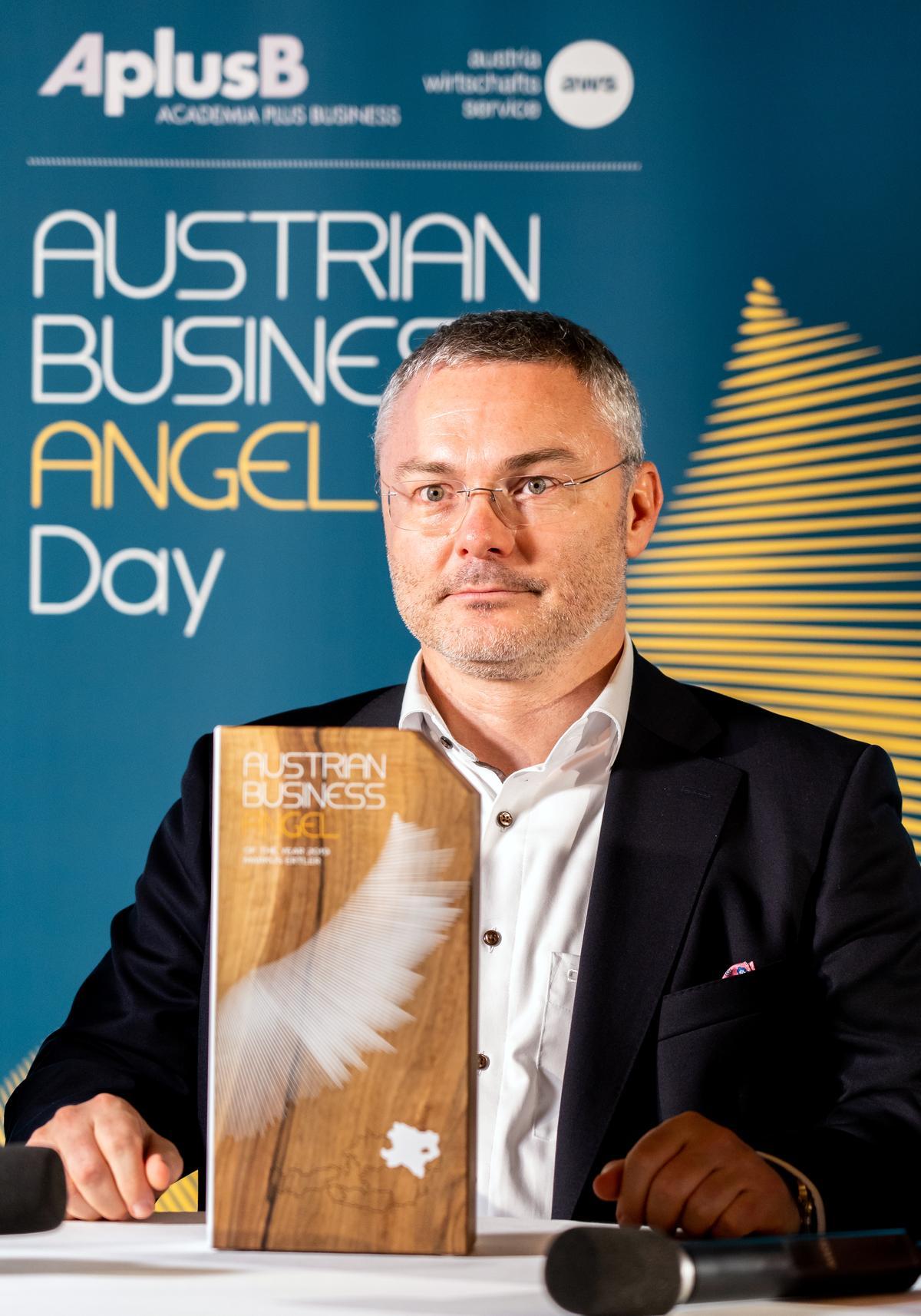 Business Angel Day Award mit Person